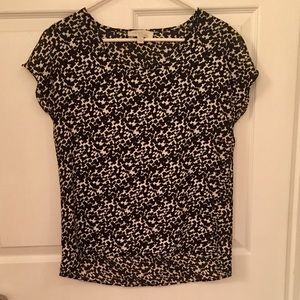 Short sleeve blouse
